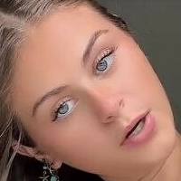 3vi3.evie Alaston