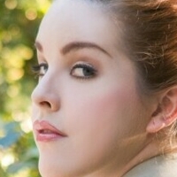Amarna Miller Alaston
