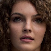 Camren Bicondova Alaston