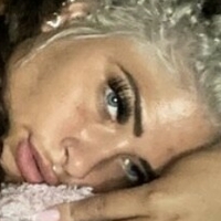 Curvyandiloveit Alaston