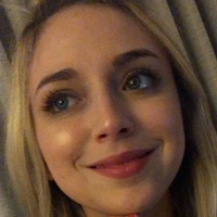 Ellie Schnitt Alaston