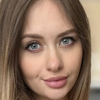 emikaaaa Alaston