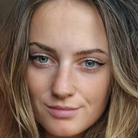 Hot Girl Meg Alaston