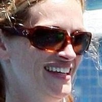 Julia Roberts Alaston