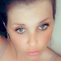 lindzee Alaston