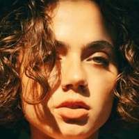 Mia Maievska Alaston