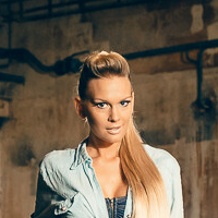 Monica_liente Alaston