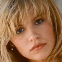 pamelaanderson Alaston