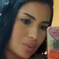 Paola Flores Alaston