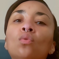 rae_champagne Alaston