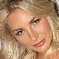 Shayna Holt Alaston