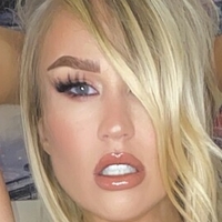 sophiereadeofficial Alaston