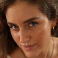 Trini Lausen / sweettrini90 Alaston