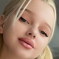 vic.to.ria.white Alaston